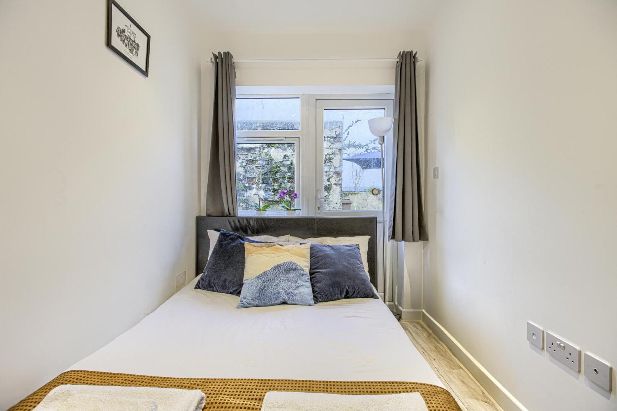 The Finsbury Deluxe Apartments London Phòng bức ảnh