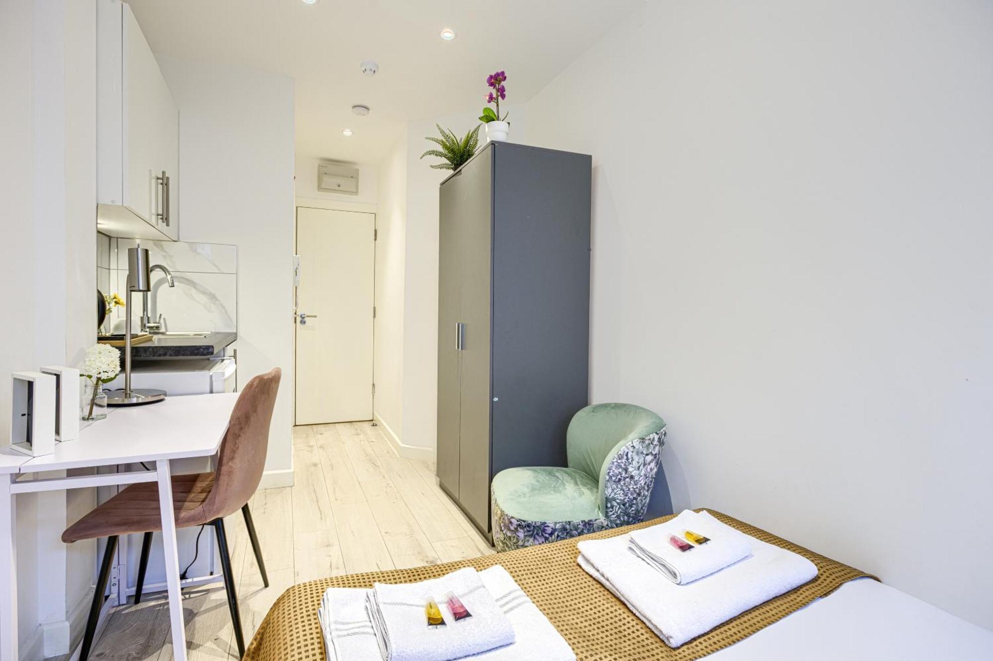 The Finsbury Deluxe Apartments London Phòng bức ảnh