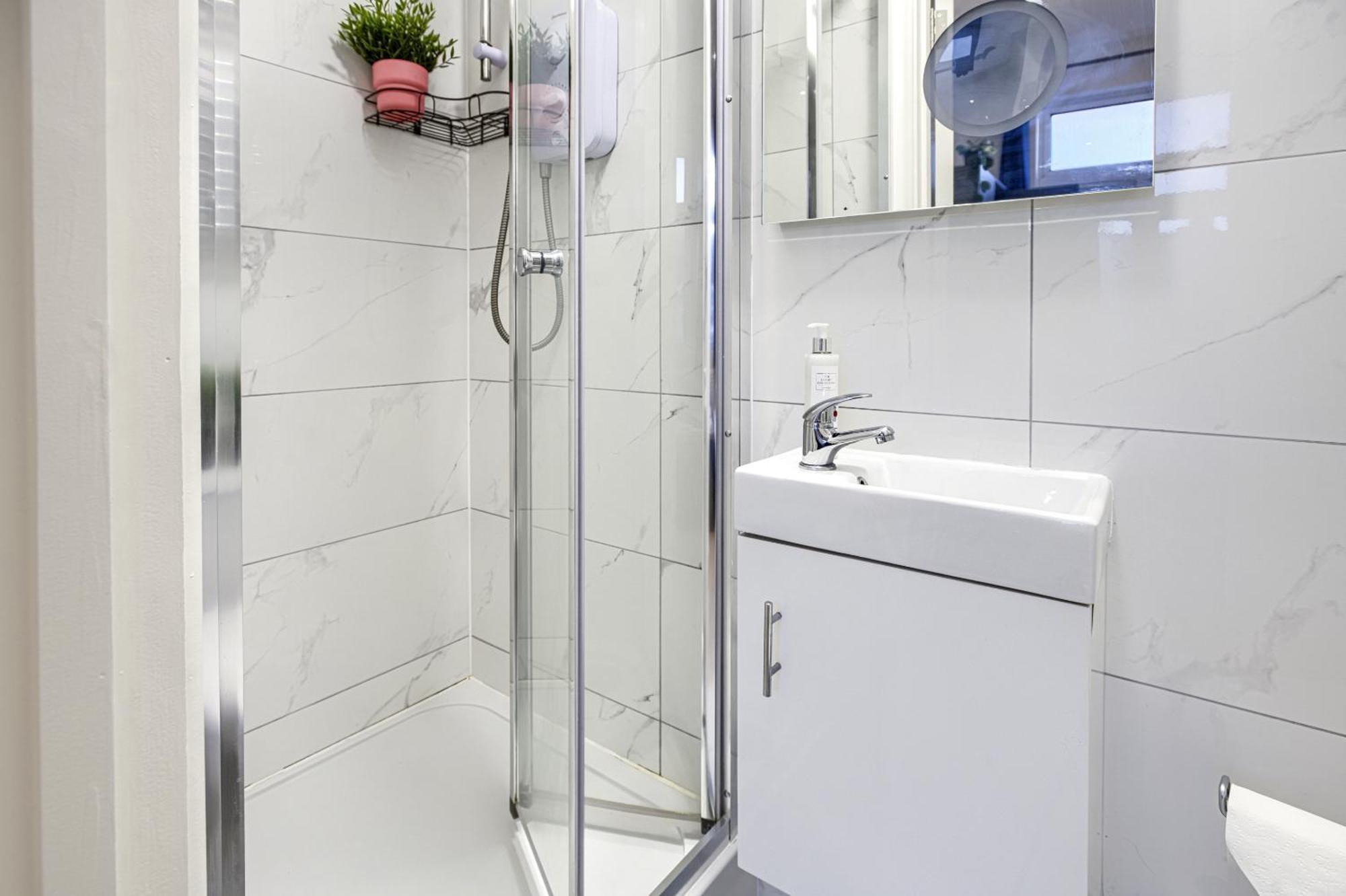 The Finsbury Deluxe Apartments London Phòng bức ảnh