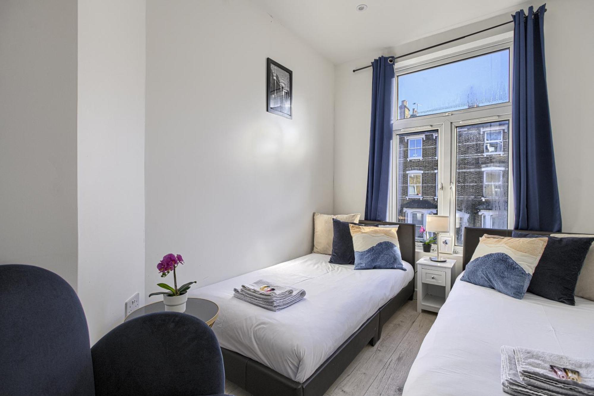 The Finsbury Deluxe Apartments London Phòng bức ảnh